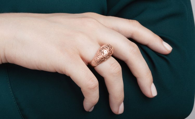geometric rosegold_ring, 3d printed, design by RADIAN, crystal pattern round ring, parametric jewelry done at designmorphine